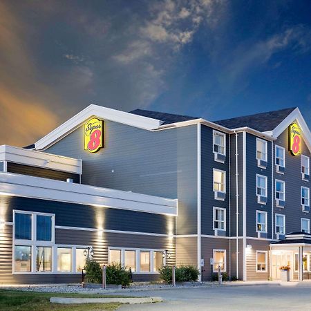 Super 8 by Wyndham Kapuskasing Hotel Eksteriør billede