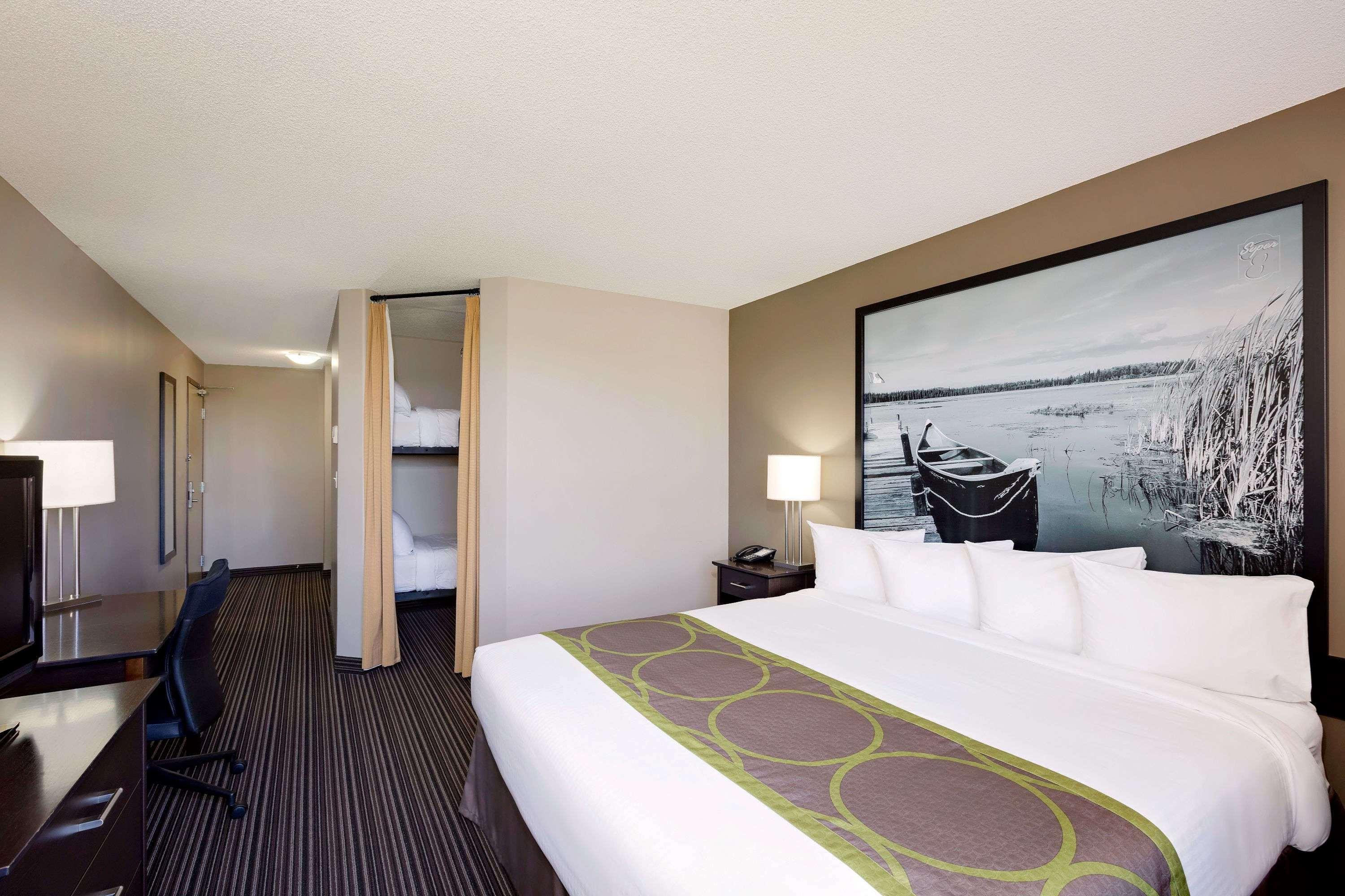 Super 8 by Wyndham Kapuskasing Hotel Eksteriør billede