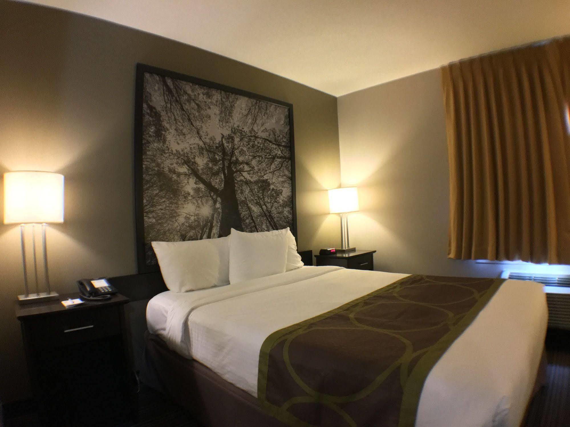 Super 8 by Wyndham Kapuskasing Hotel Eksteriør billede